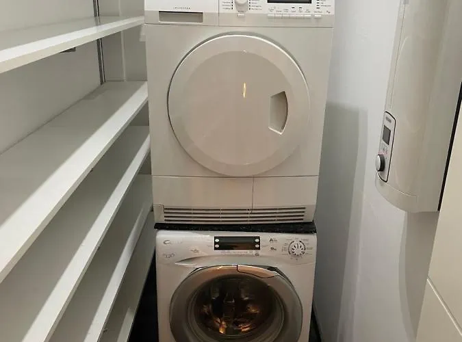 Truretreats Design Loft Fuer 8 Personen I Riesige Kueche I Echarger I 65z Smarttv I 150qm Hamburg